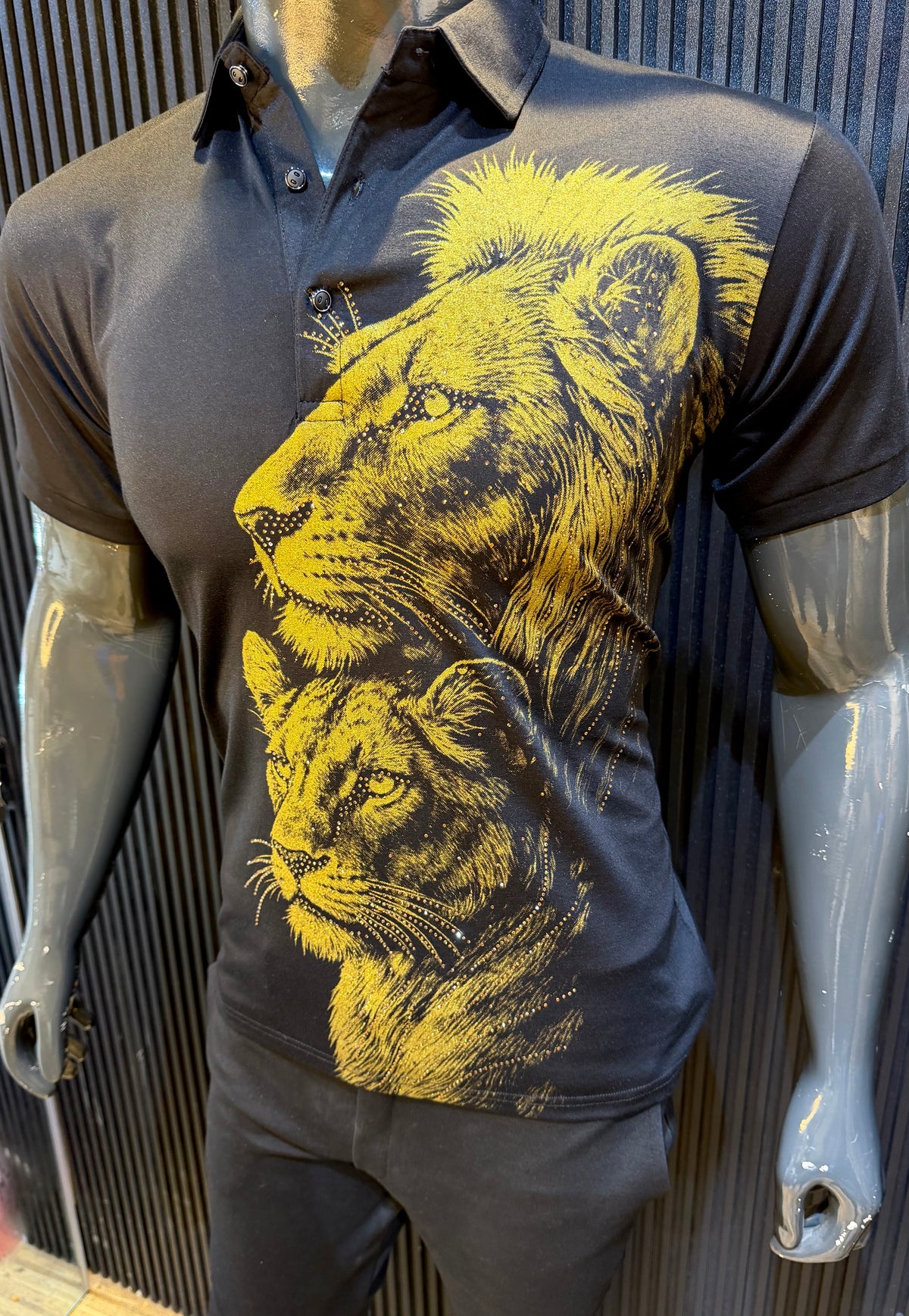 DOUBLE LION