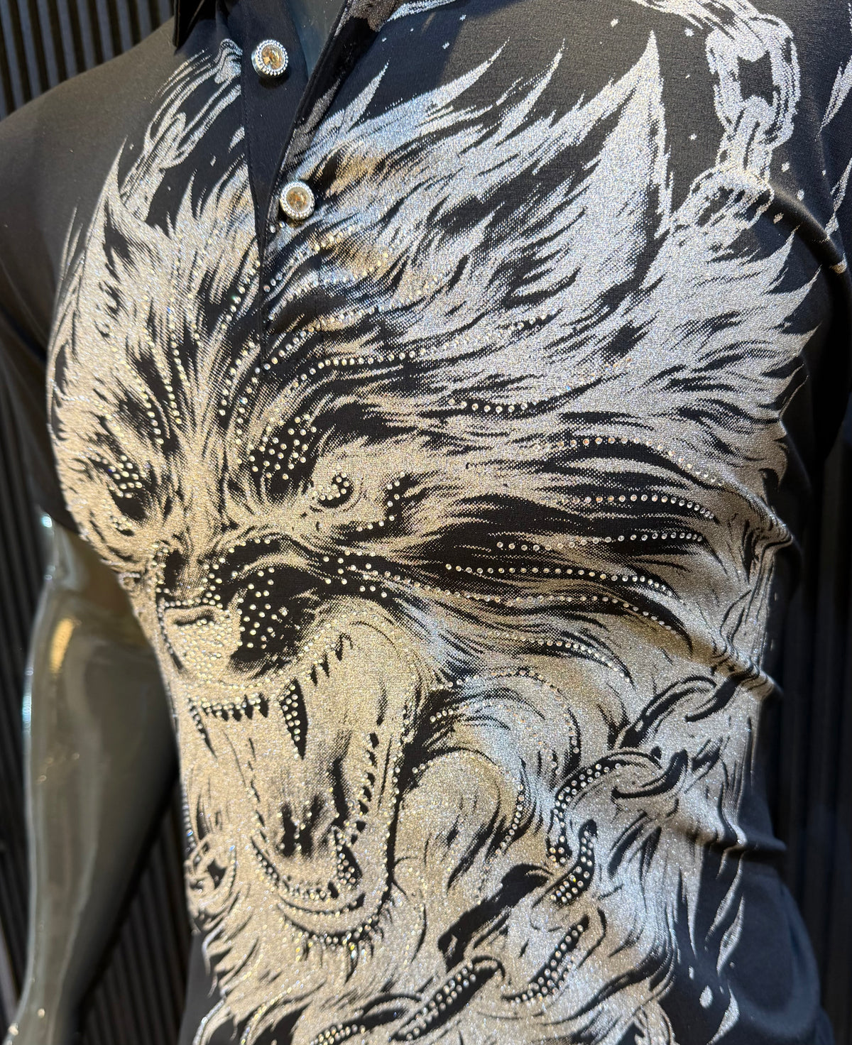 ANGRY WOLF