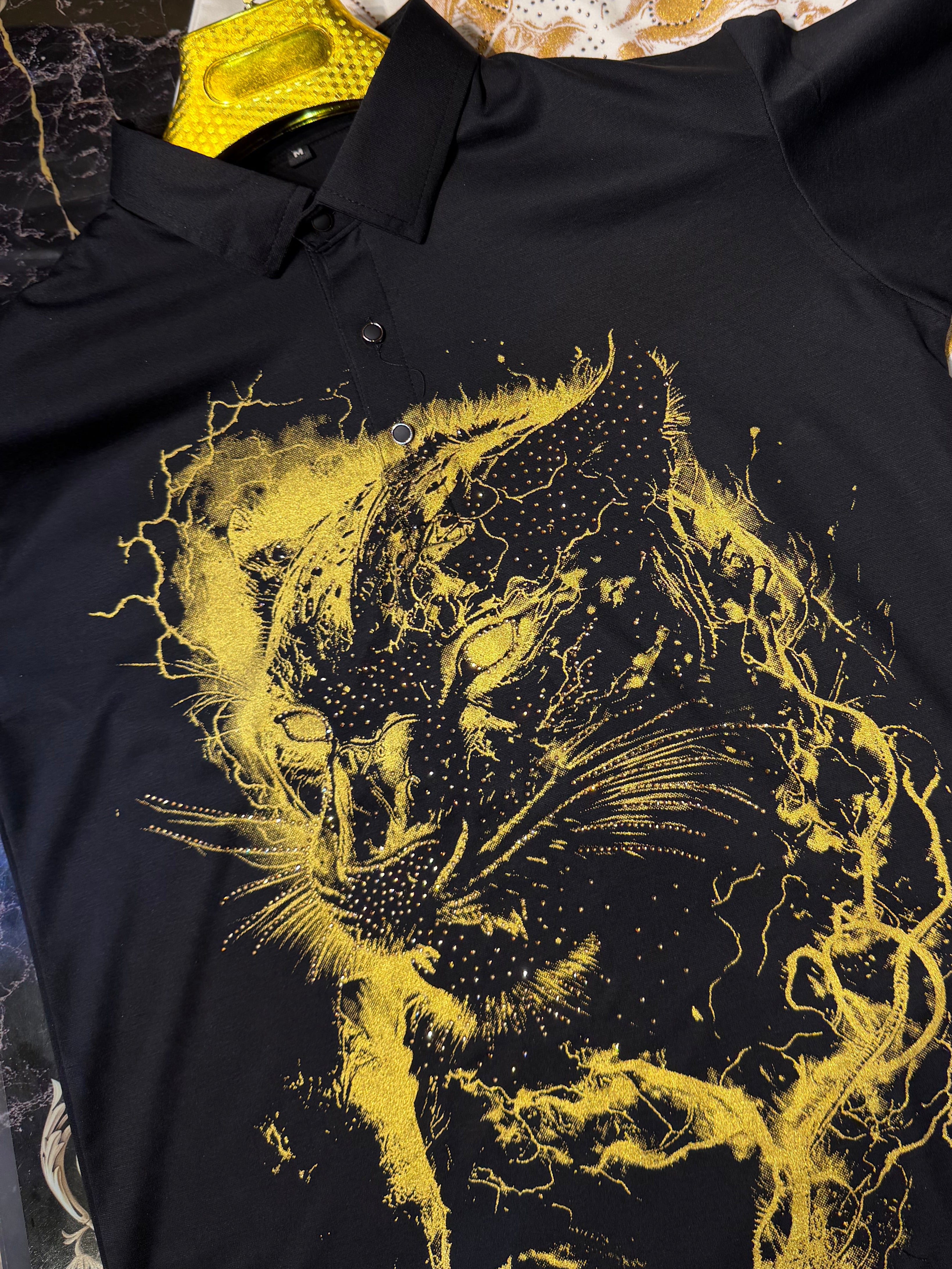THUNDERING TIGER