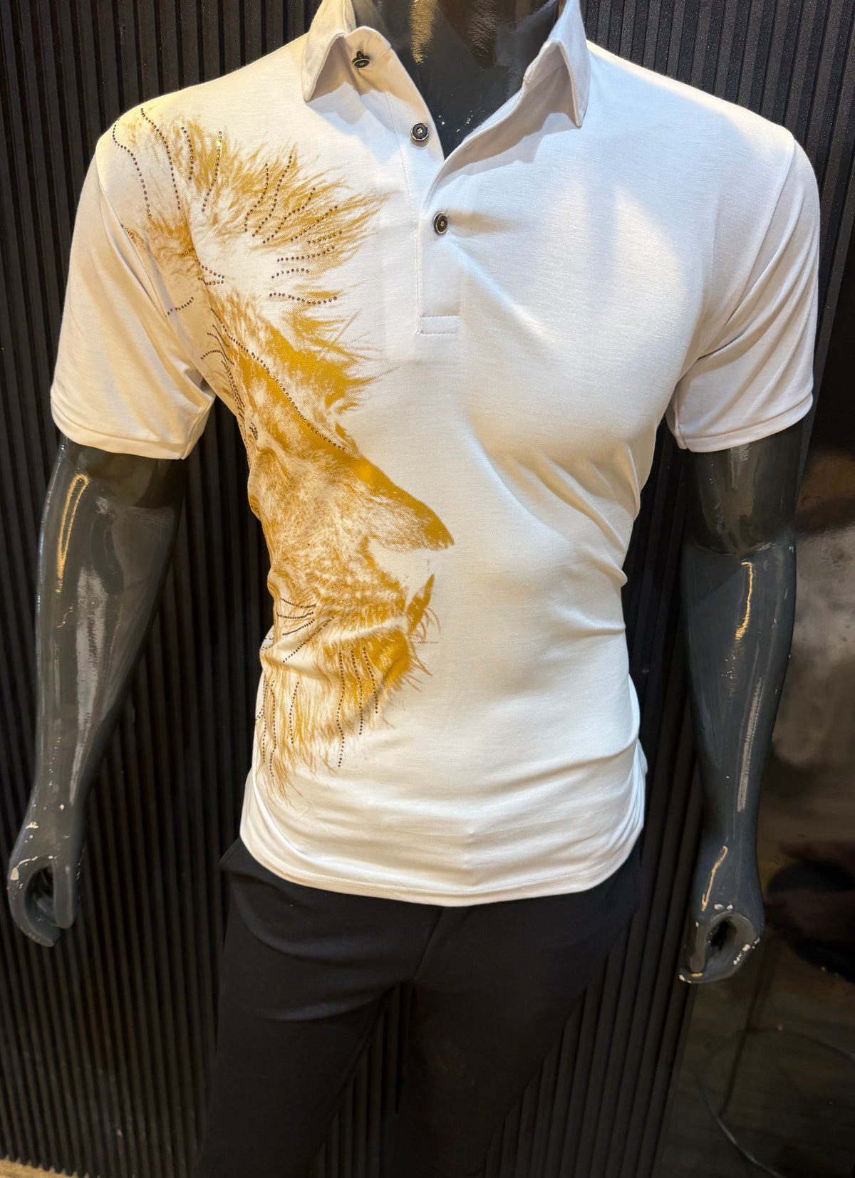 GOLDEN LION