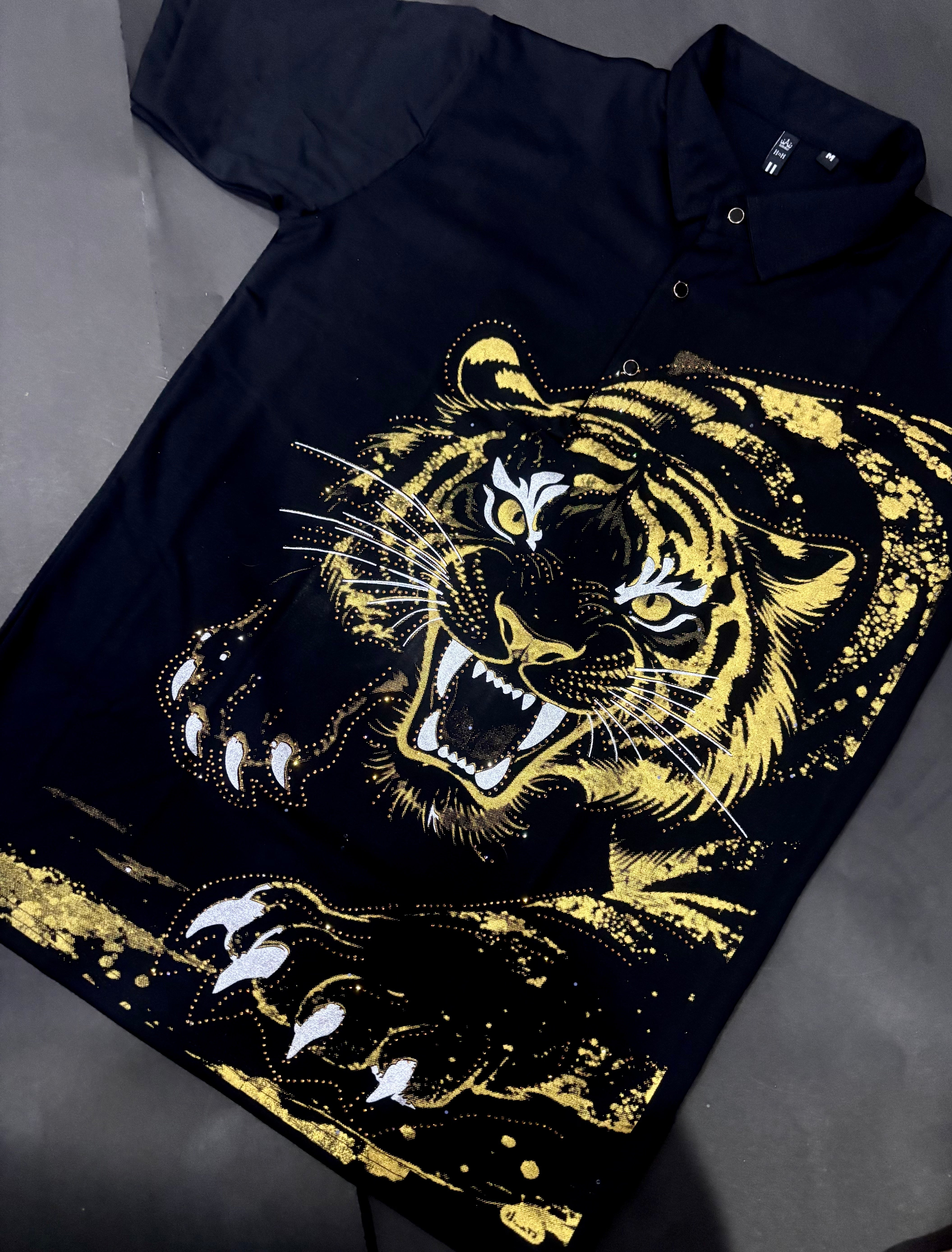 HUNTER LION
