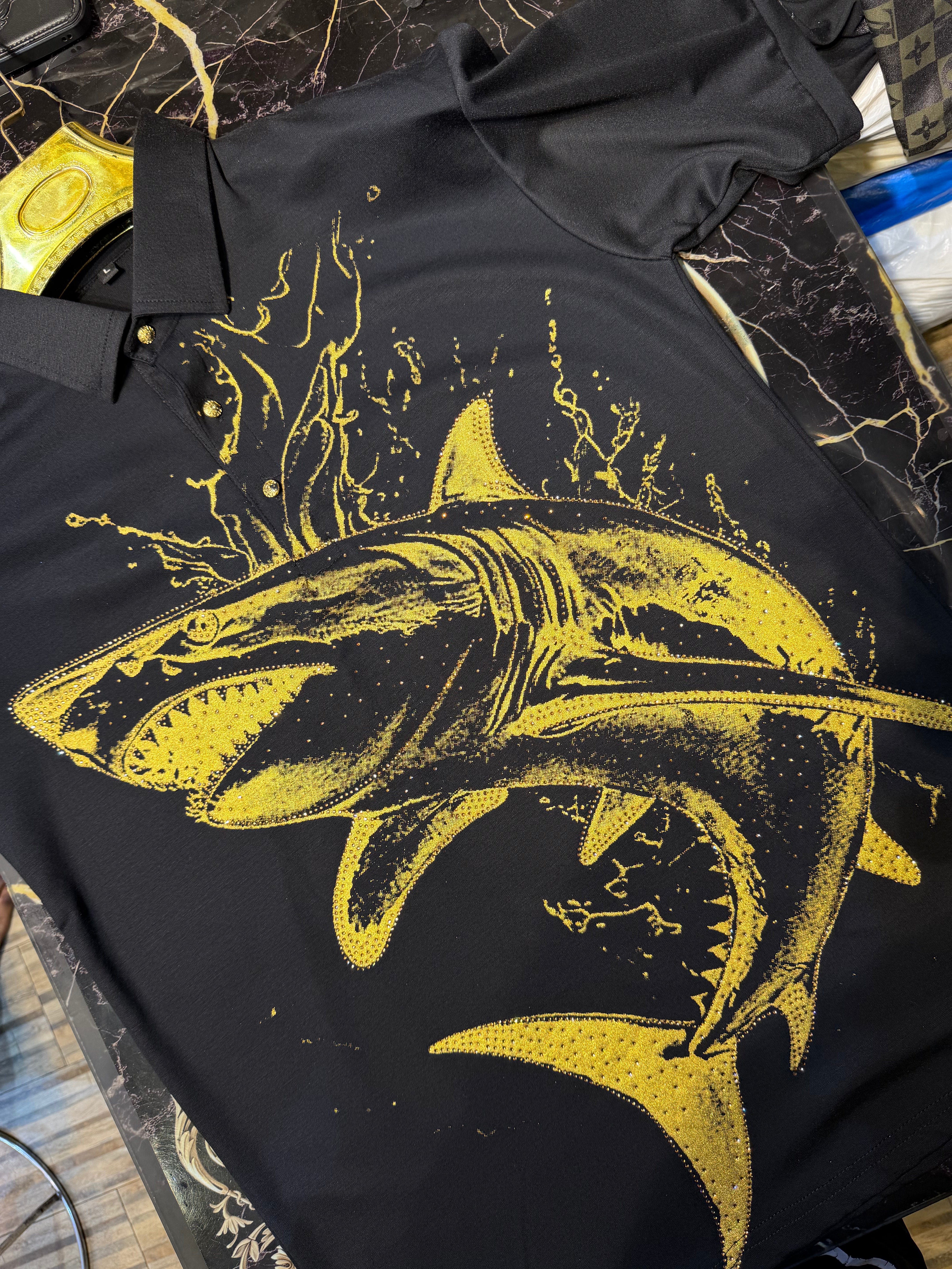 THUNDERING SHARK